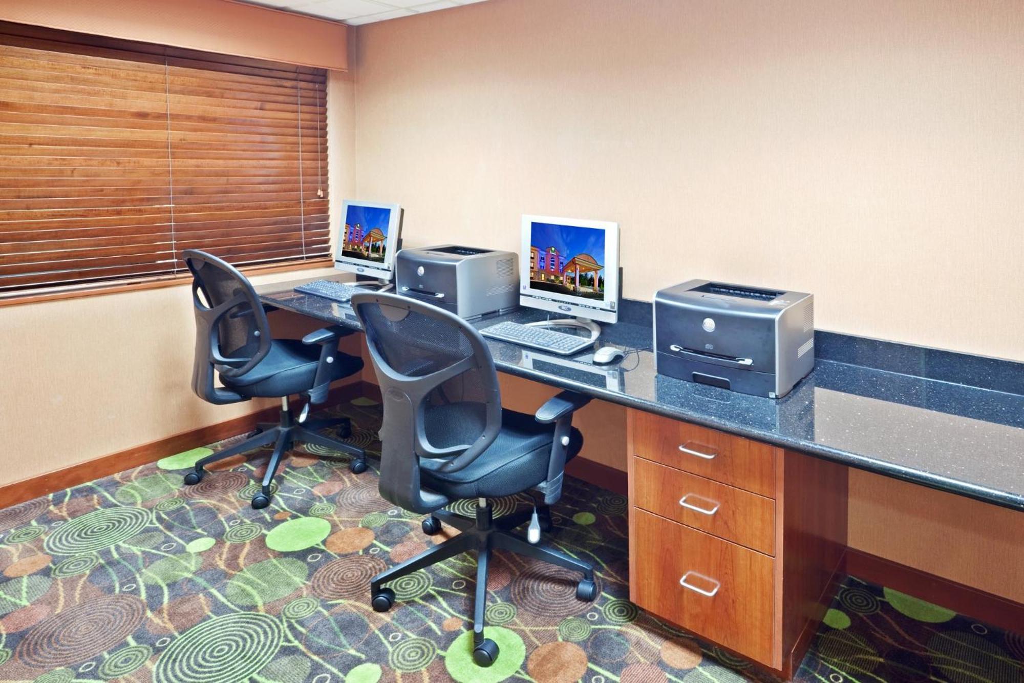 Holiday Inn Express Portland South - Lake Oswego By Ihg Kültér fotó